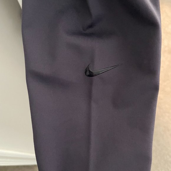 Nike One Luxe Women's Mid-Rise Leggings - Picture 4 of 5